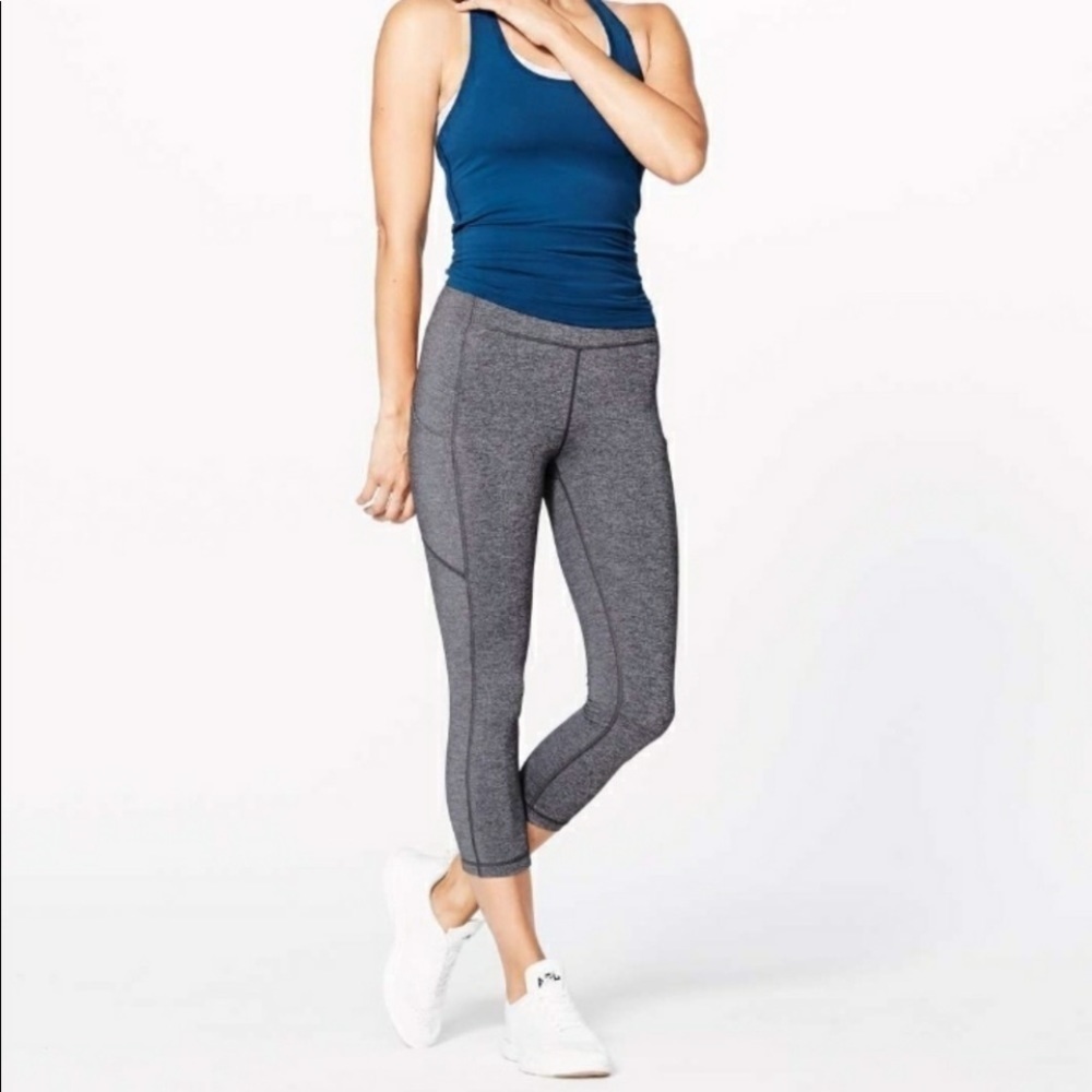Lululemon Speed Up Crop 21”